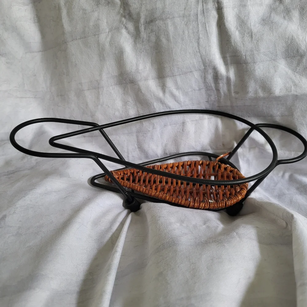 Temp-tations by tara teardrop dish W/Metal Stand small dish